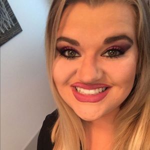 Meet your Posher, Heidi